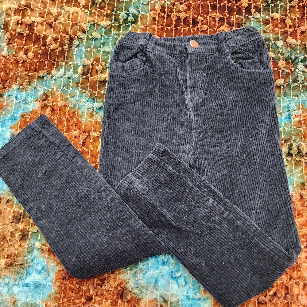 Kate Quinn Navy Corduroy Kids Casual Bottoms. Size 6y. Stretch Waist.